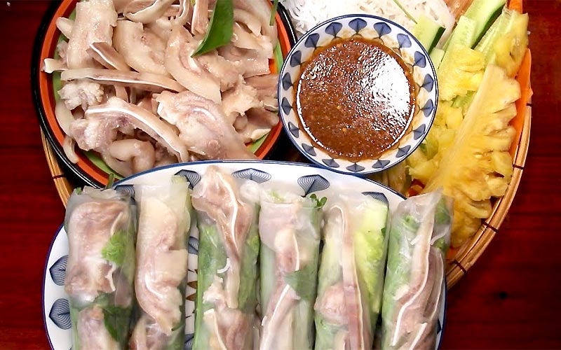 goi-cuon-tai-heo