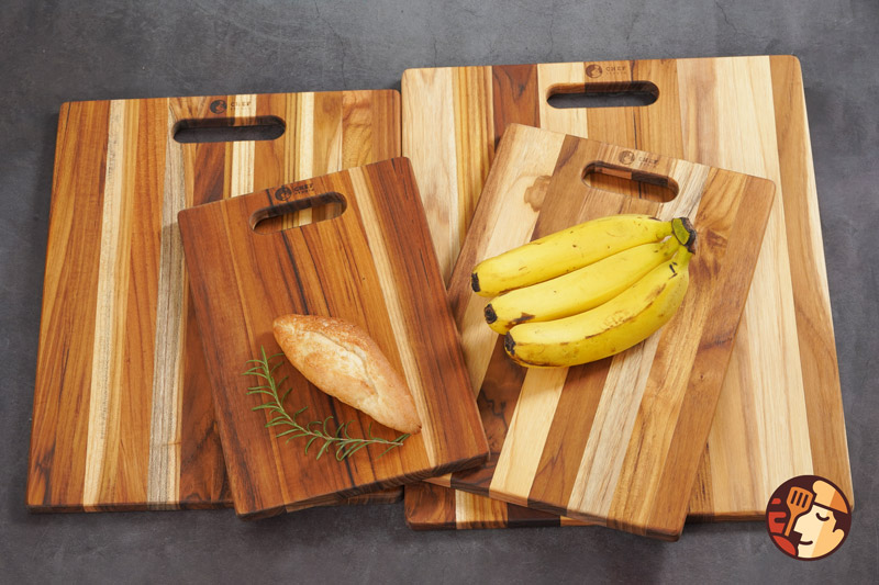 Thớt gỗ Teak Chef Studio hình chữ nhật có tay nắm