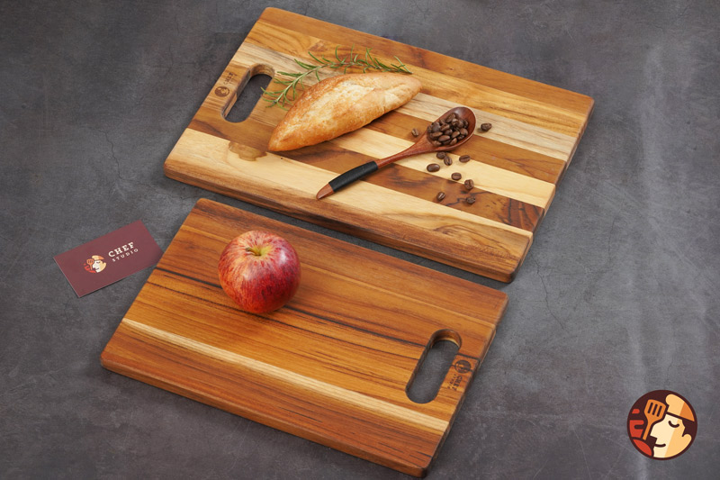 Thớt gỗ Teak Chef Studio hình chữ nhật có tay nắm