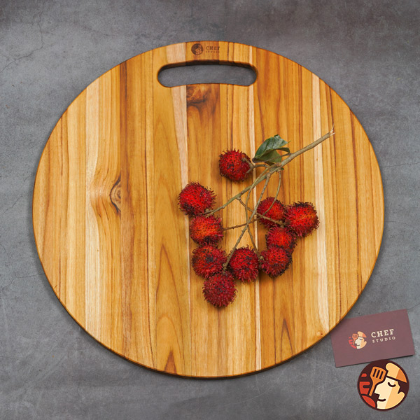 Thớt gỗ Teak Chef Studio hình tròn có tay nắm 40x1,4 cm