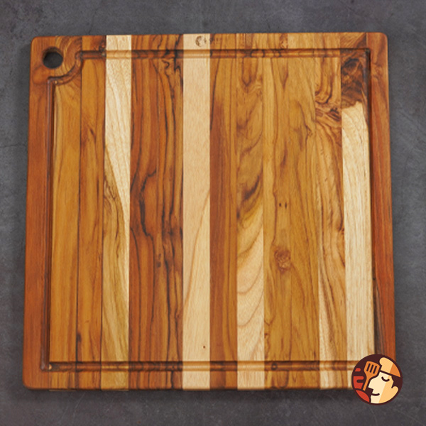 Thớt gỗ Teak Chef Studio hình vuông có rãnh và lỗ treo 35x35x1,4 cm