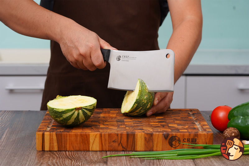 Độ cân bằng của dao giúp việc băm chặt dễ dàng hơn