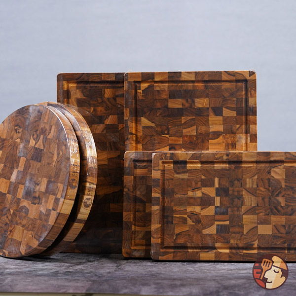 Sản phẩm thớt gỗ Teak được sản xuất theo công nghệ dây chuyển hiện đại 